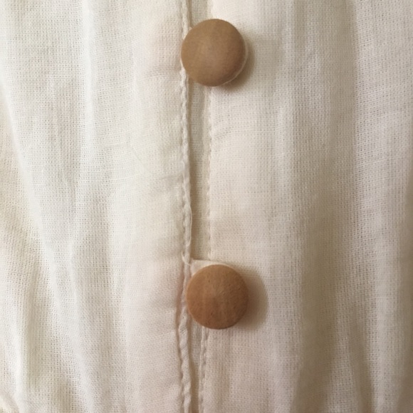 UO button romper, NWOT - Picture 6 of 10